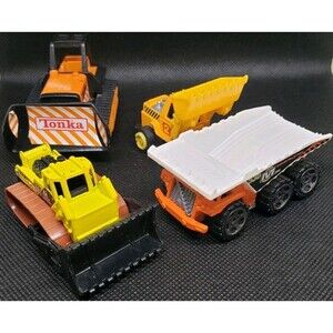 Matchbox diecast 2001 Dump Truck MB536 Orange/White 3-axle Dumper + Friends.....